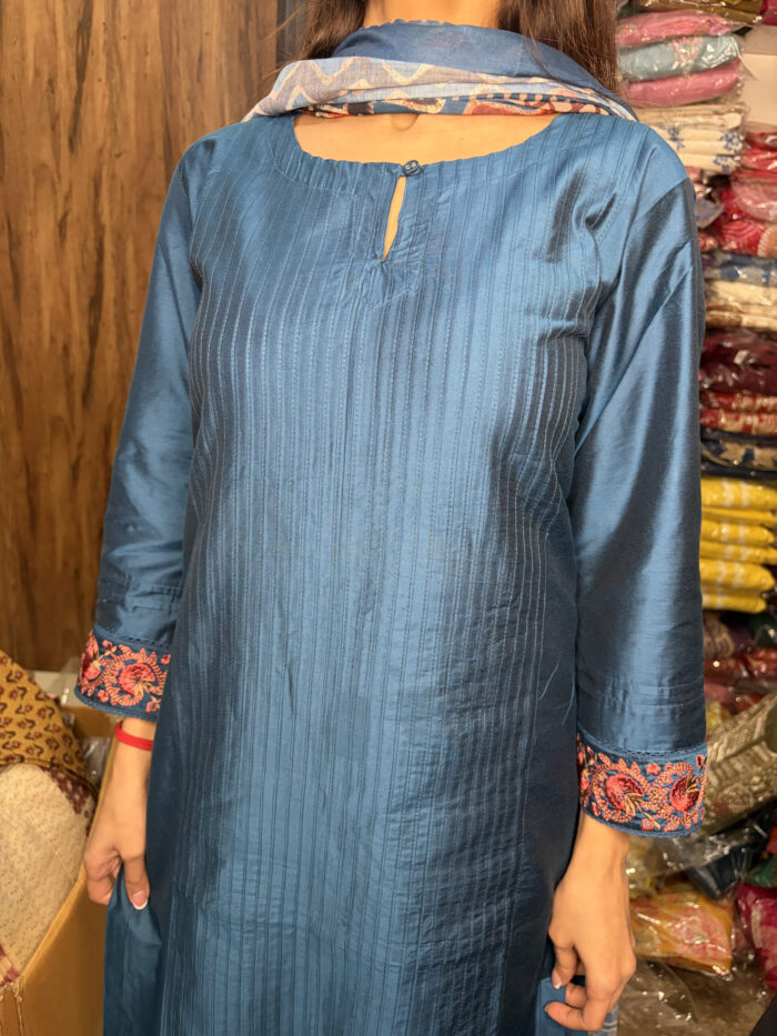 Solid Formals - Image 2