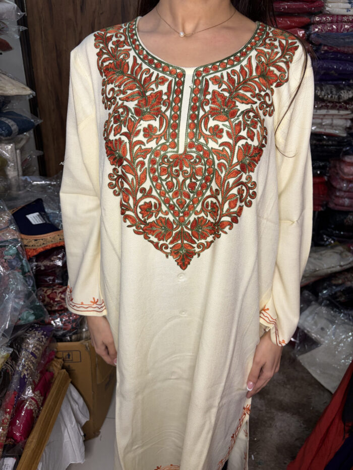 Kashmiri Ferans - Image 4