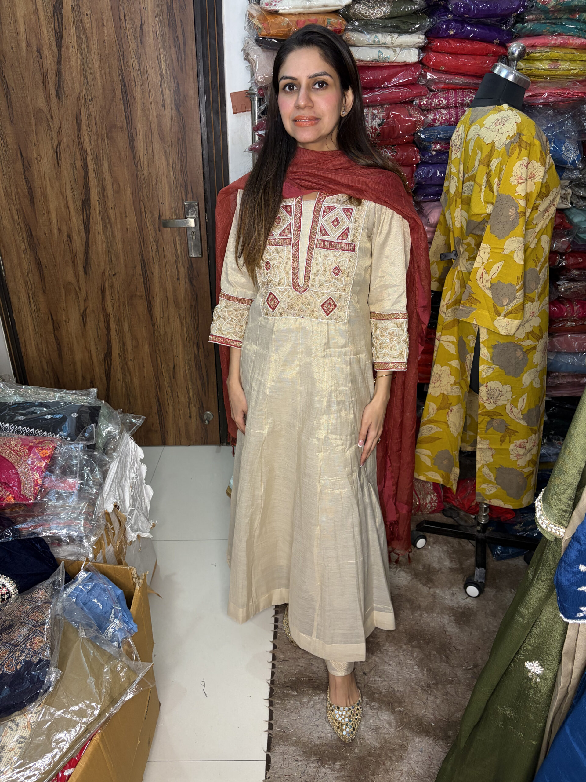 IMG_2397-scaled-1.jpg Tissue Anaarkali - Image 1