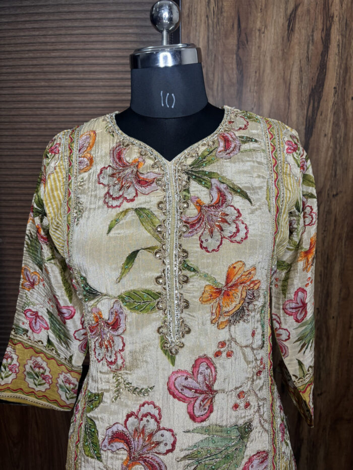 Pastel karachi Print Suit - Image 3