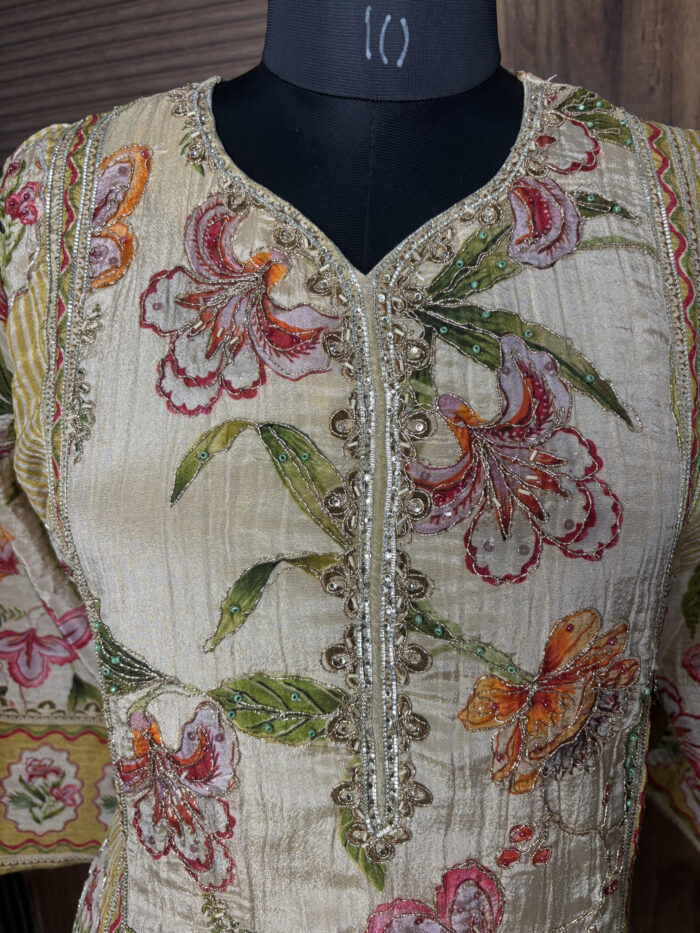 Pastel karachi Print Suit - Image 2