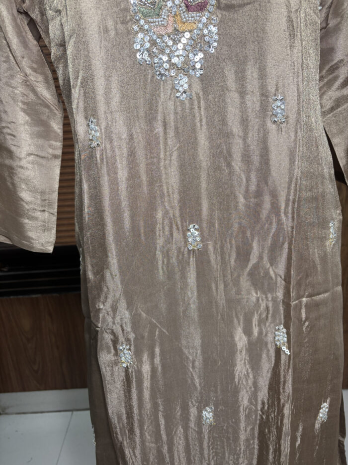 The Steal Deal Beige - Image 4