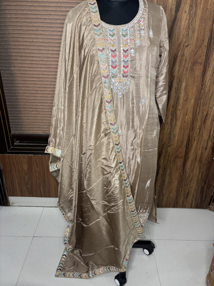 The Steal Deal Beige - Image 7