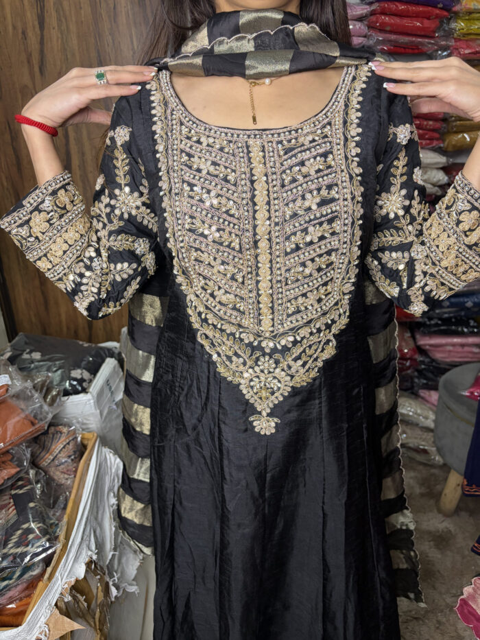 The Perfect Lohri Outfit - Image 2