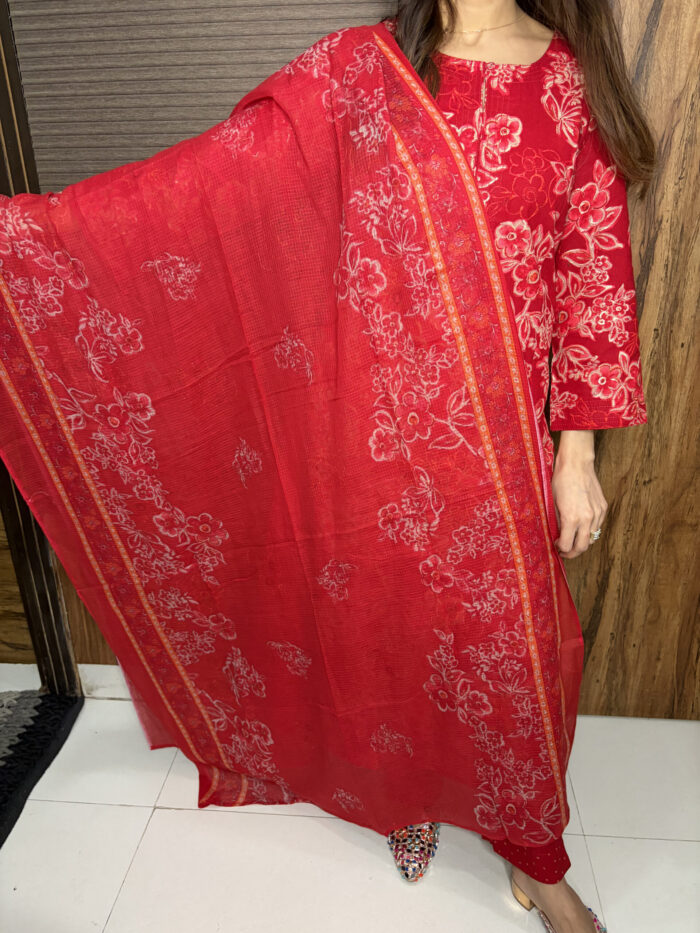 Keyhole Neck Handloom Cotton Suit - Image 5