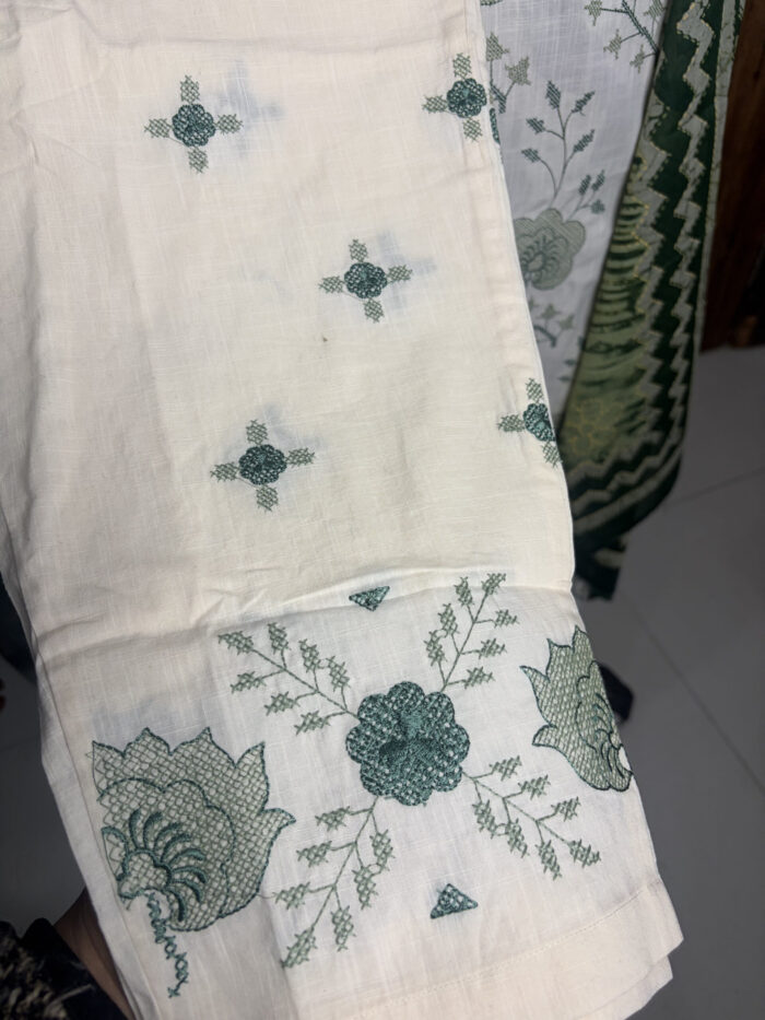 Floral Embroidered off white article - Image 3
