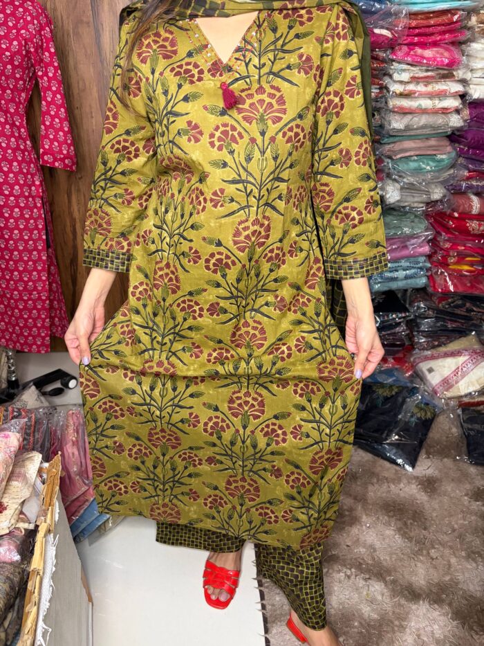 Jaipuri Suits Fabric Cotton - Image 3